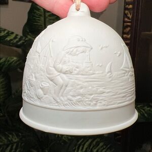Lladro Summer Bell Beach Boat Scene Porcelain Christmas Ornament Retired 1992